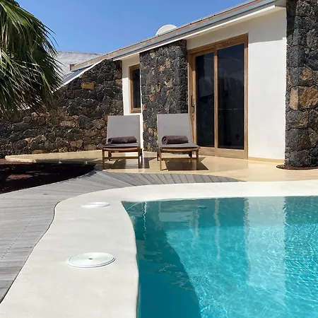 Casa Bagus Лахарес